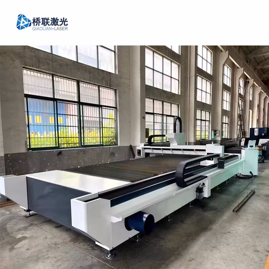 Professional Enclosed Closed Fiber Laser Cutter Base Plate Strong with Exchange Table